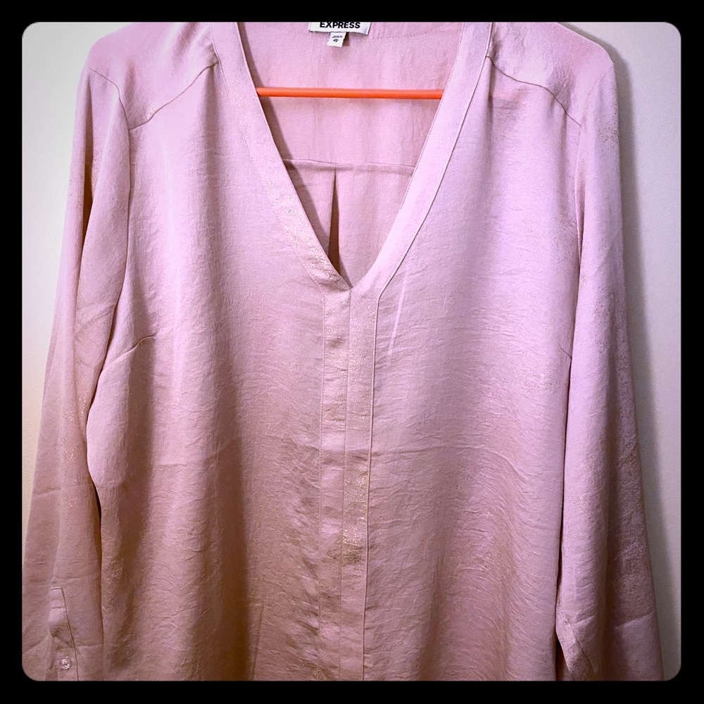 Express Pink foil shimmer top size xl.